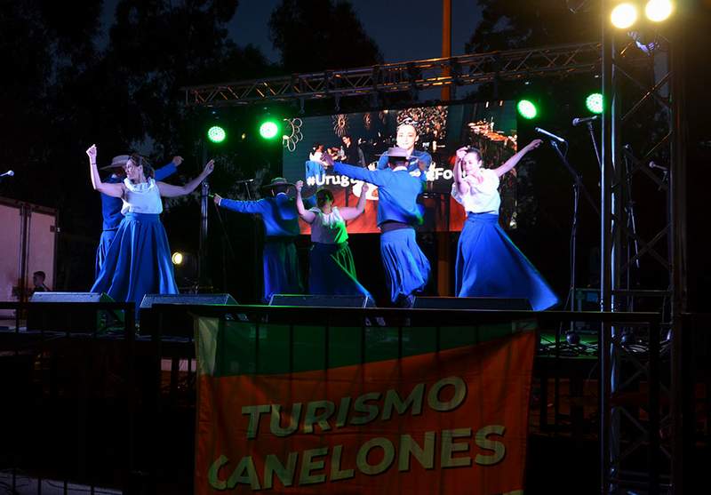 canelones 4