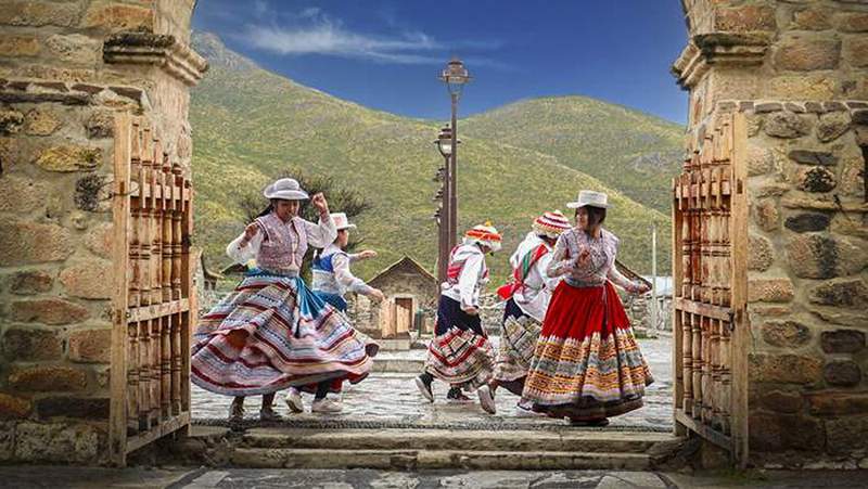 pueblos peru