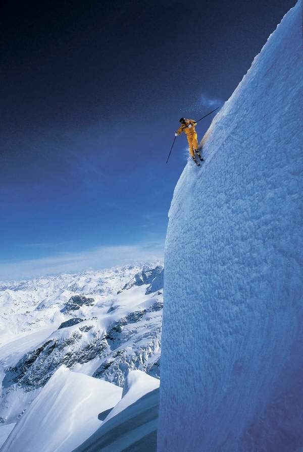 9.-Extreme-skiing-at-Grand-Targhee-Wyoming