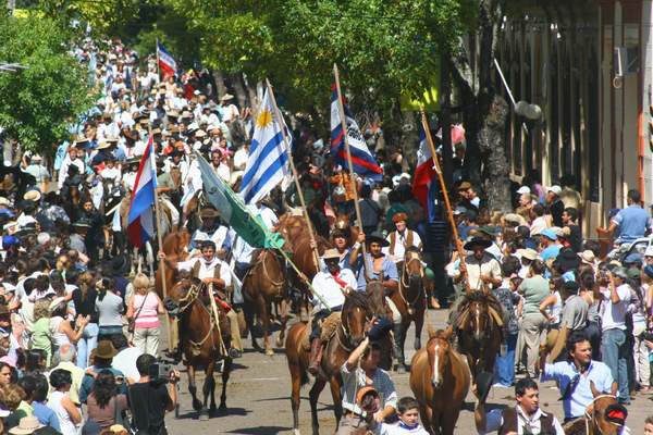 desfile-criollo
